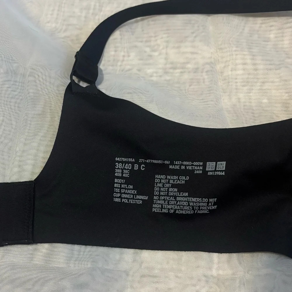 Uniqlo Wireless Bra 38/40 B/C - Picture 3 of 7